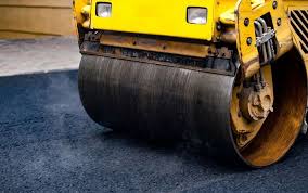 Best Asphalt Driveway Installation  in Horton, KS